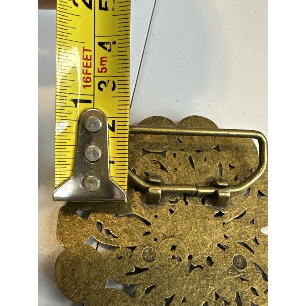 Unique Brass Tone Heart Shaped Belt Buckle With Clear Iridescent Stones 3” By 2” - Picture 10 of 15